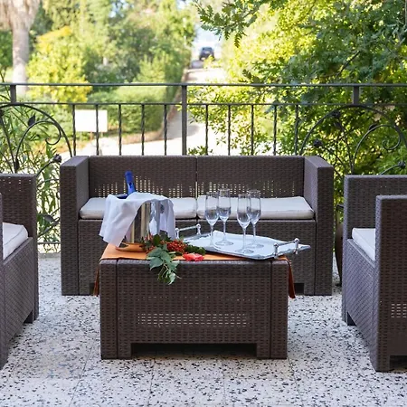 Costantino Farm stay Maida