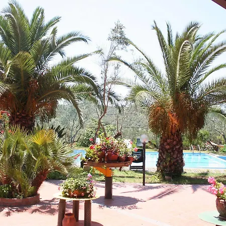 Costantino Farm stay *